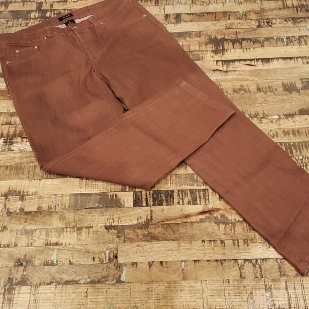 EUC IMAN Pullon Jeans